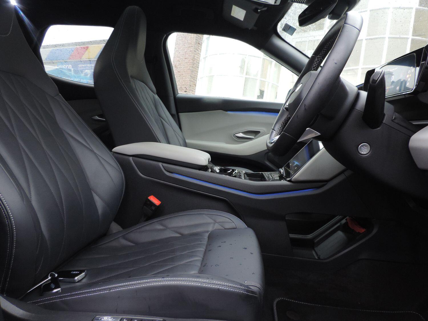 Used Ford Explorer 2024 for sale - 76823521: Photo 8