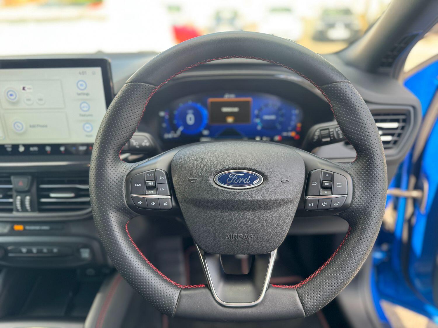 Used Ford Focus 2023 for sale - 78157020: Photo 11