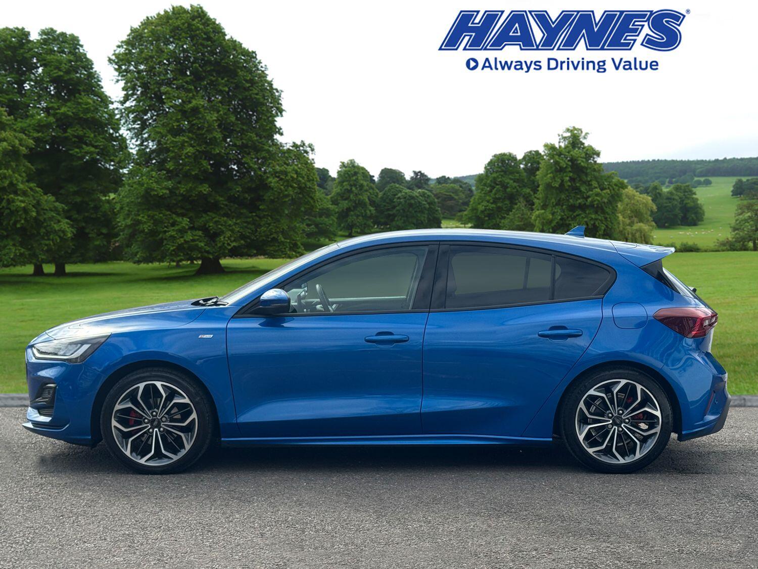 Used Ford Focus 2023 for sale - 78157020: Photo 2