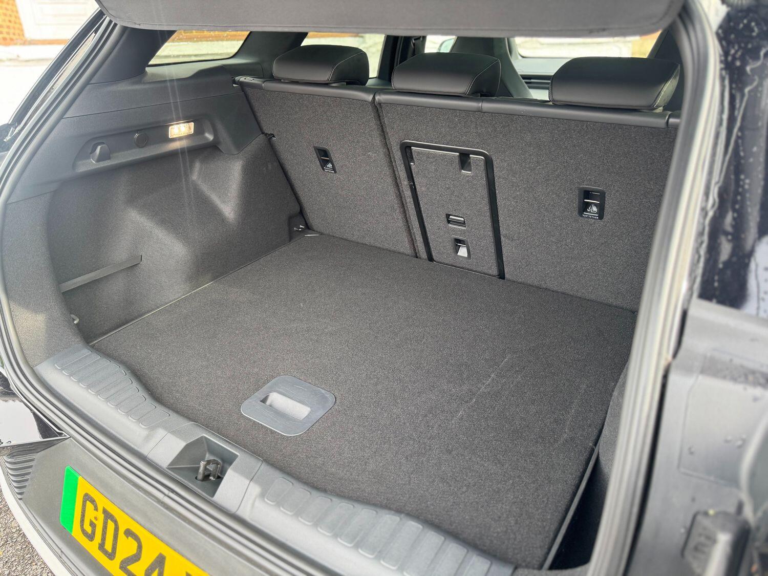 Used Ford Explorer 2024 for sale - 77883578: Photo 33