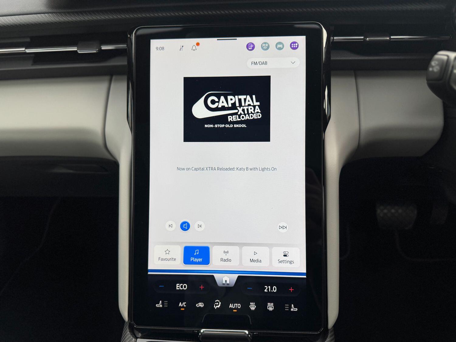 Used Ford Explorer 2024 for sale - 77883578: Photo 35