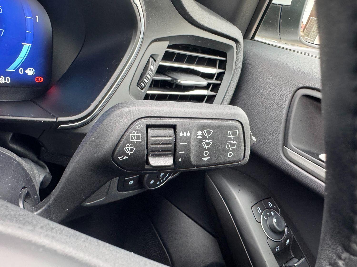 Used Ford Focus 2023 for sale - 78157839: Photo 18