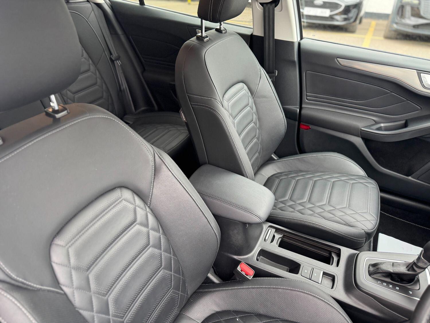 Used Ford Focus 2023 for sale - 78157839: Photo 8