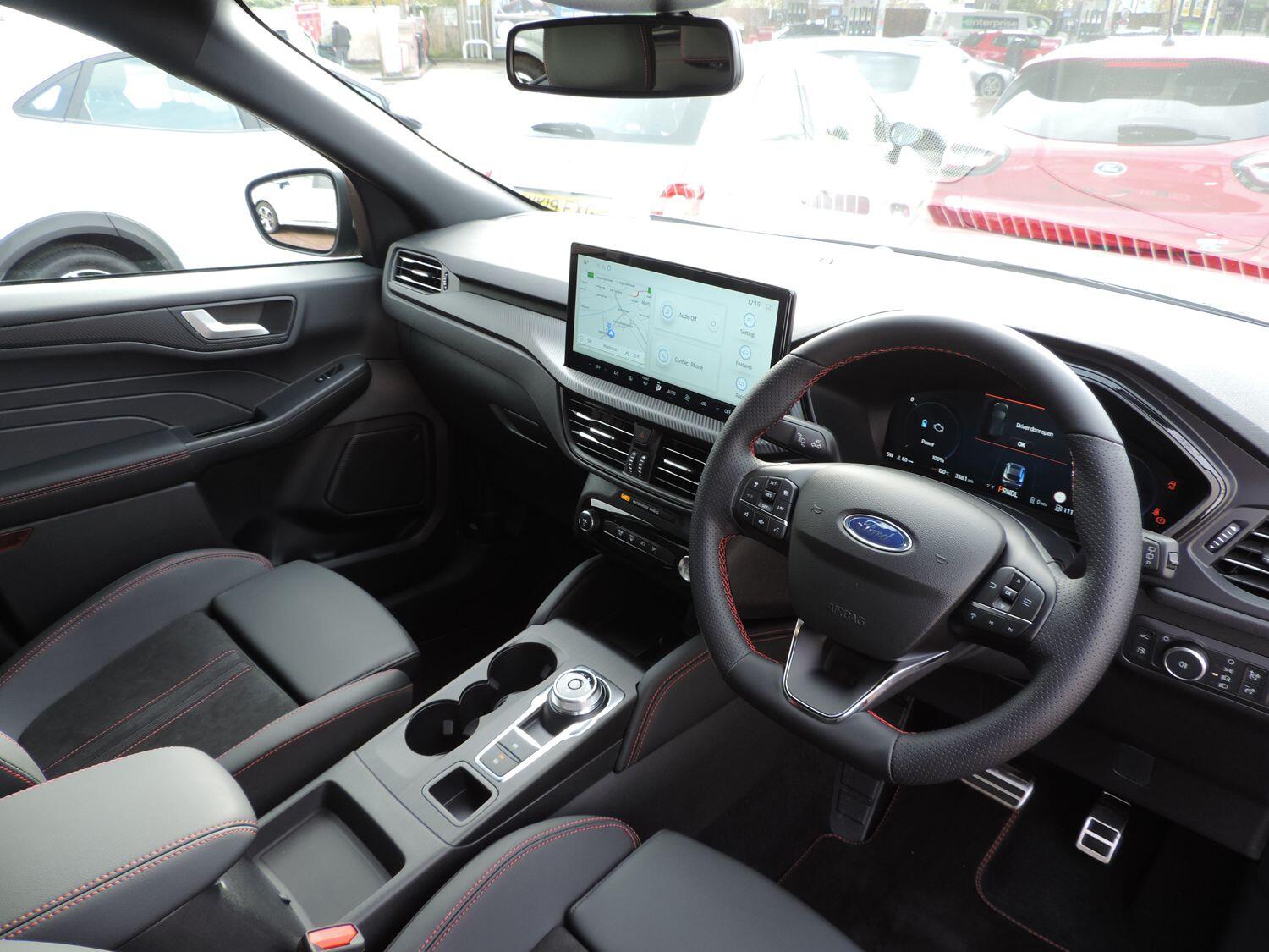 Used Ford Kuga 2025 for sale - 76992803: Photo 5