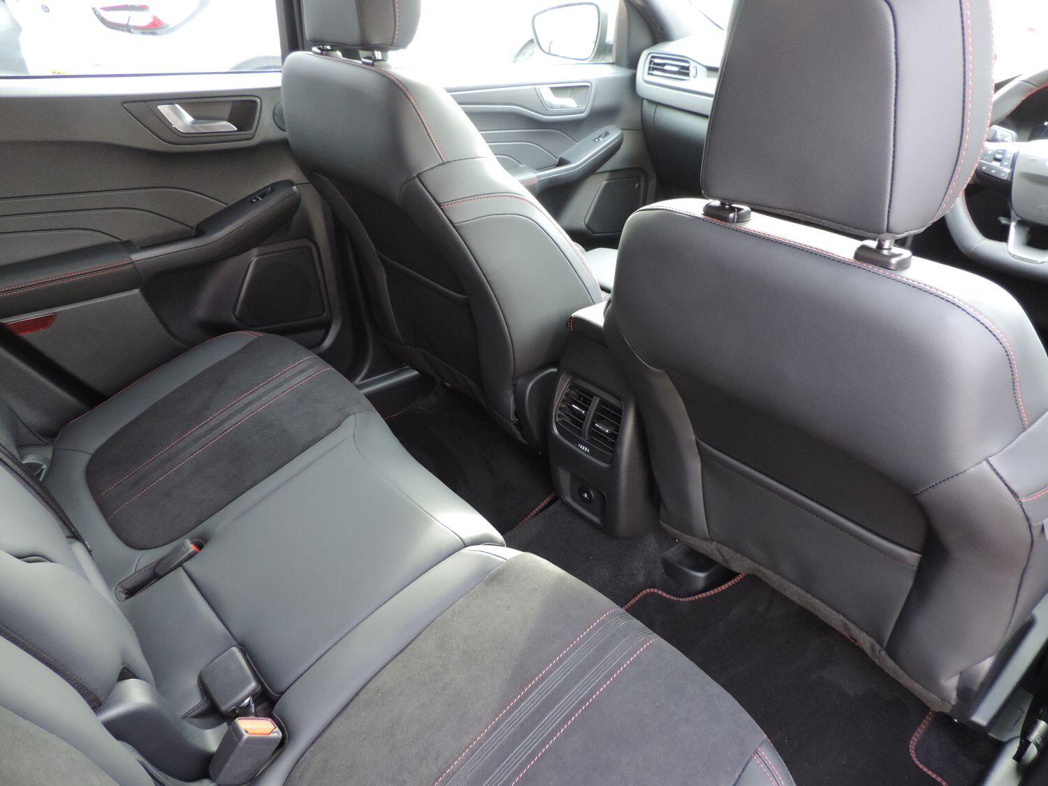 Used Ford Kuga 2025 for sale - 76992803: Photo 9