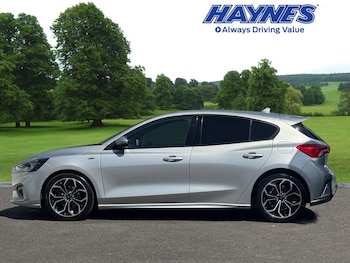 Used Ford Focus 2020 for sale - 78471396: Photo