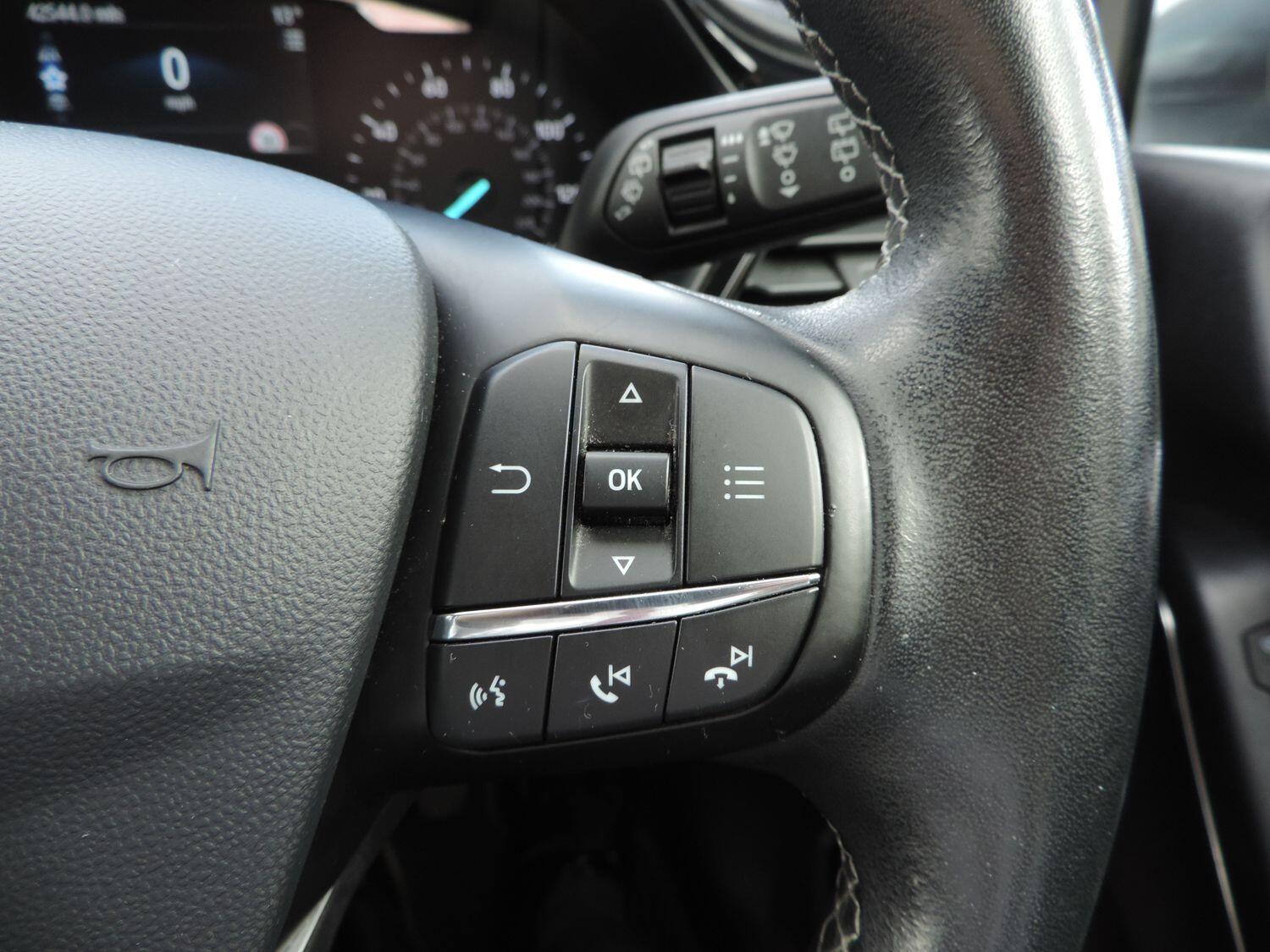 Used Ford Fiesta 2017 for sale - 76498770: Photo 13