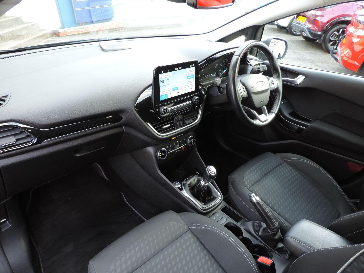 Used Ford Fiesta 2017 for sale - 76498770: Photo 4