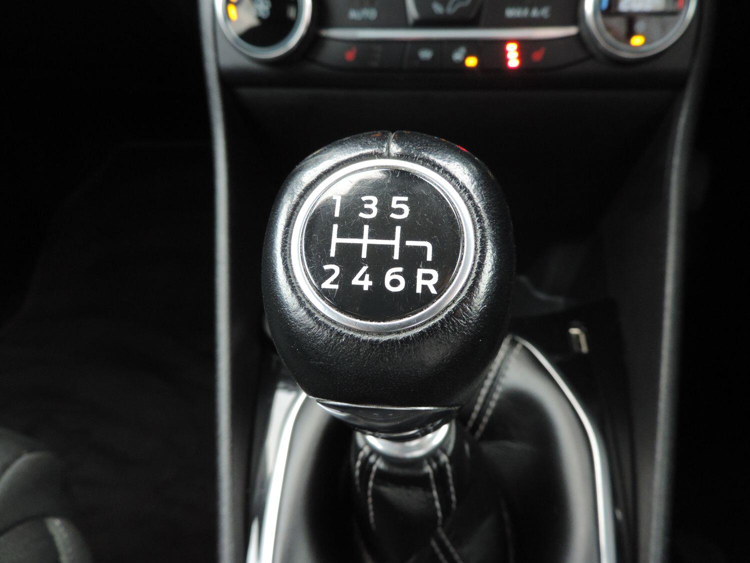 Used Ford Fiesta 2017 for sale - 76498770: Photo 8