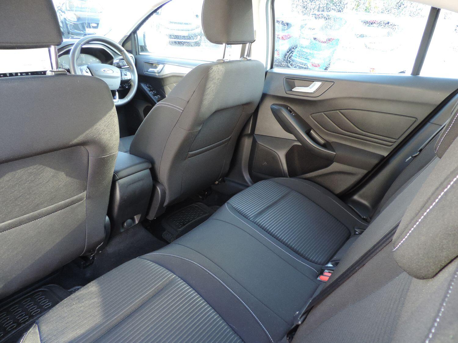 Used Ford Focus 2023 for sale - 76667220: Photo 9