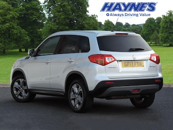 Used Suzuki Vitara 2017 for sale - 77074288: Photo