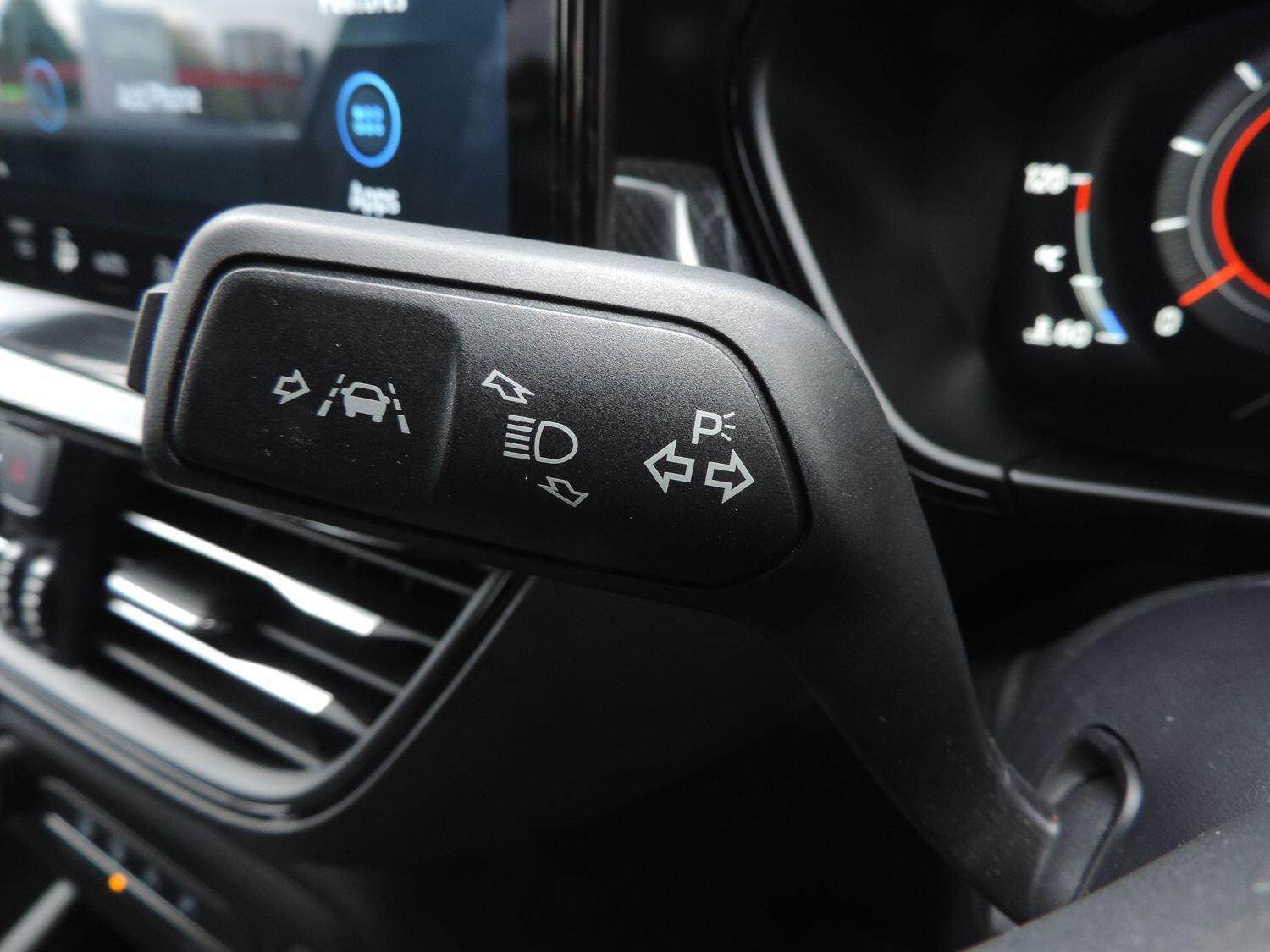 Used Ford Focus 2023 for sale - 76645826: Photo 16