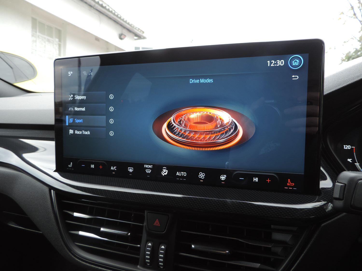 Used Ford Focus 2023 for sale - 76645826: Photo 31