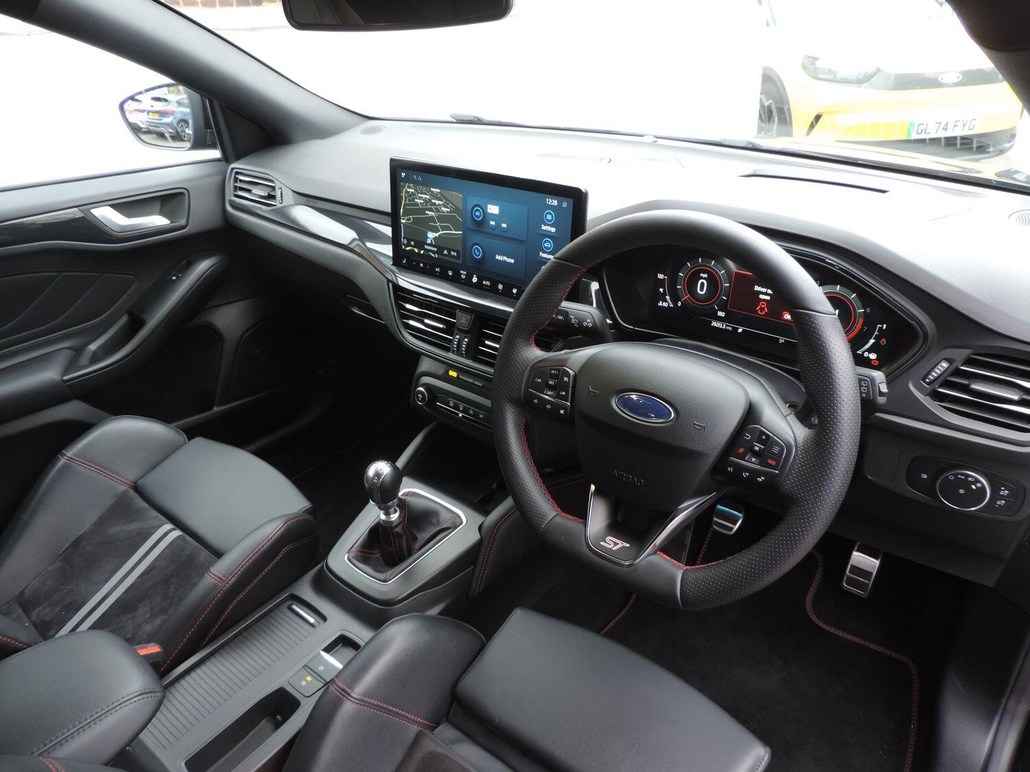 Used Ford Focus 2023 for sale - 76645826: Photo 5