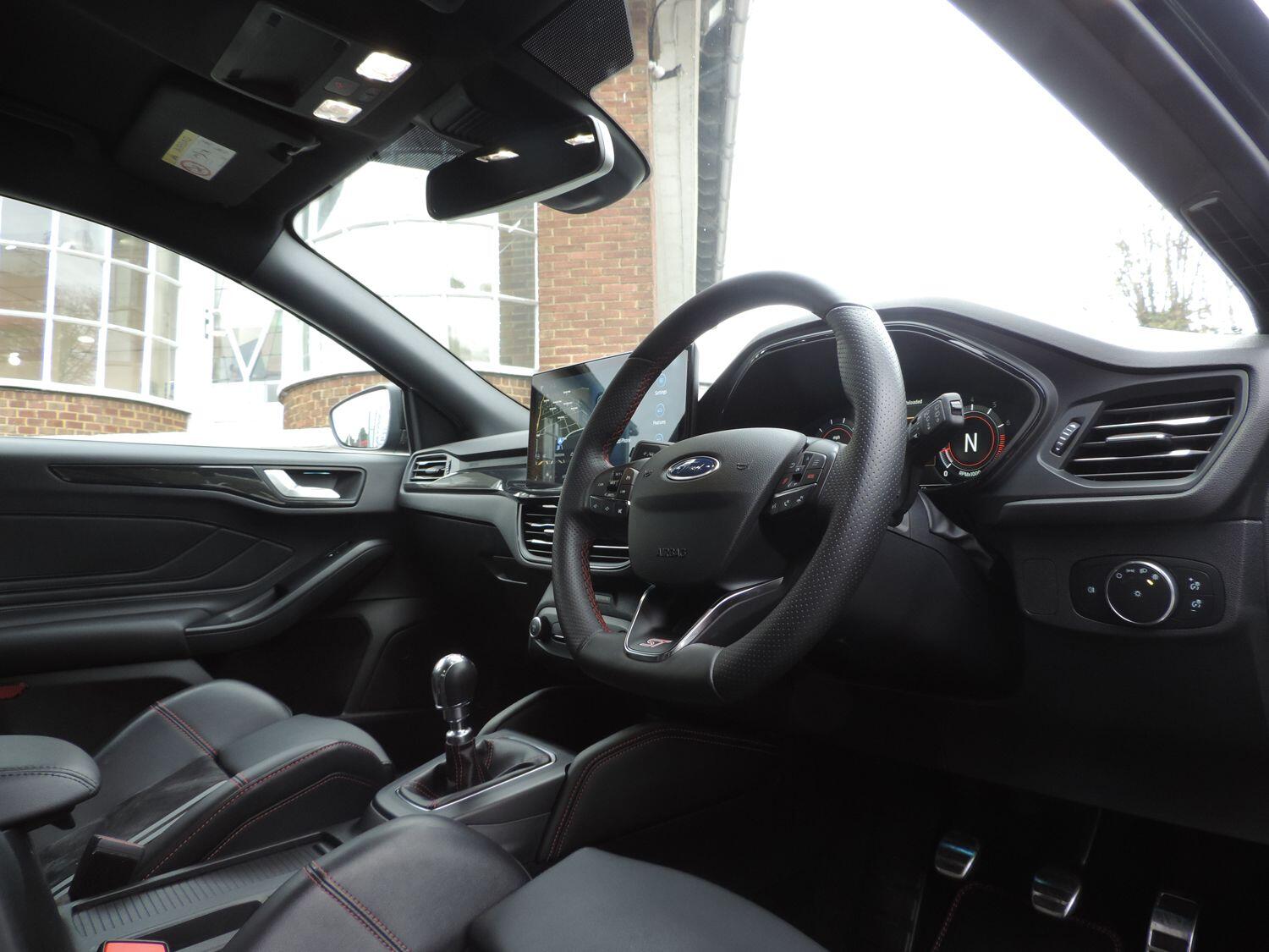 Used Ford Focus 2023 for sale - 76645826: Photo 6