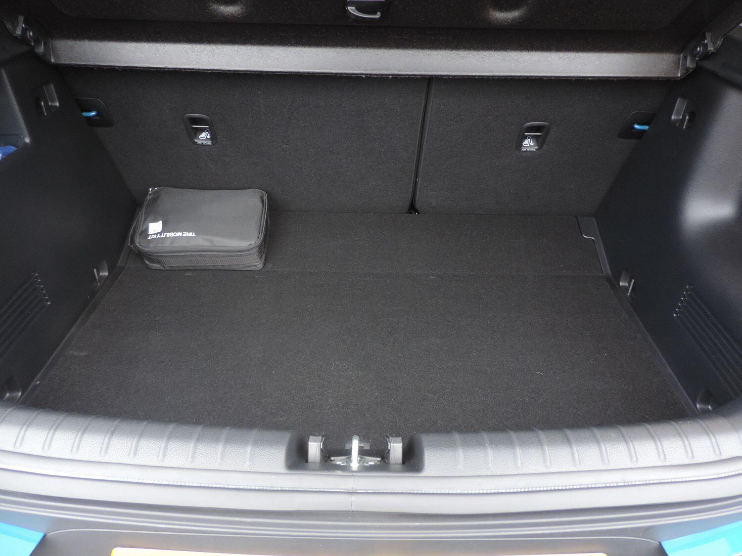 Used Kia Stonic for sale - 77216051: Photo 30