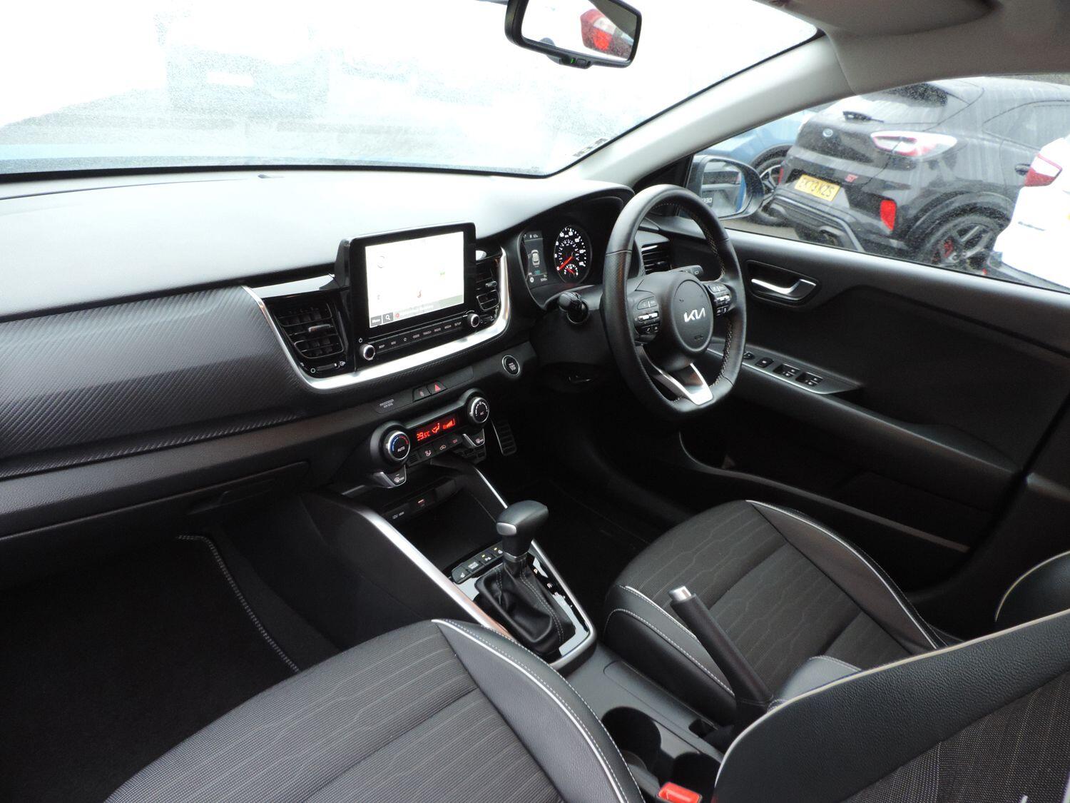 Used Kia Stonic for sale - 77216051: Photo 4