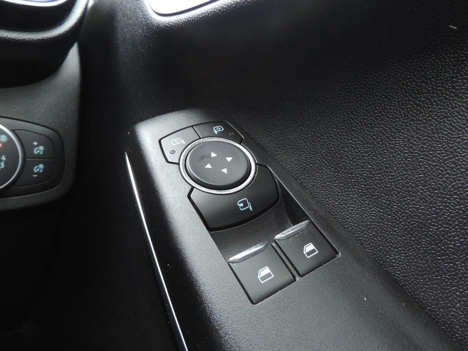 Used Ford Fiesta 2020 for sale - 76398577: Photo 14