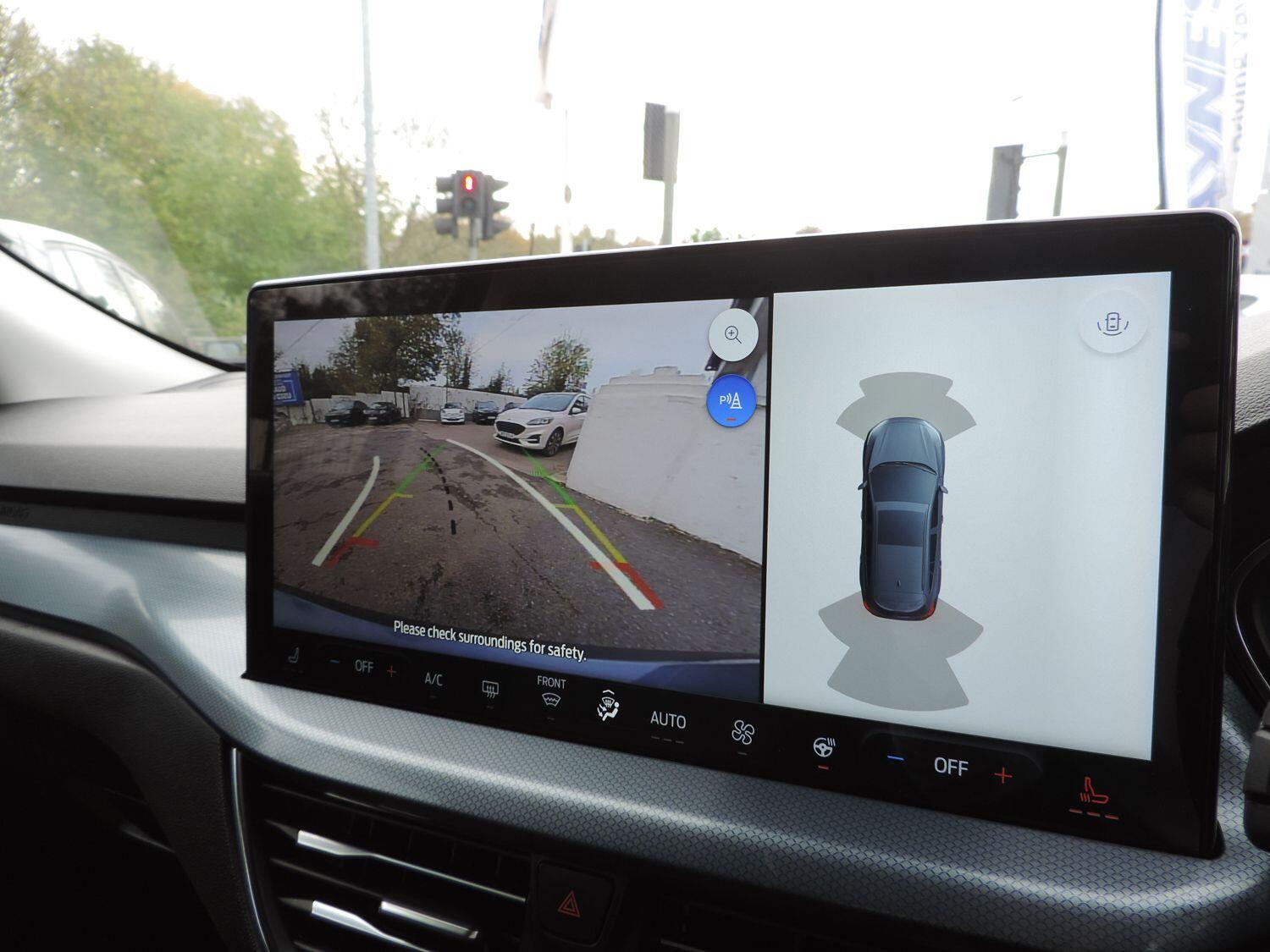 Used Ford Focus 2023 for sale - 76498700: Photo 32