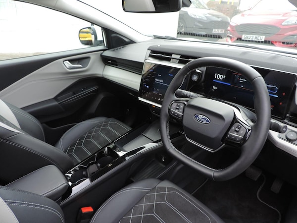 Used Ford Puma Gen-E 2025 for sale - 75531847: Photo 5