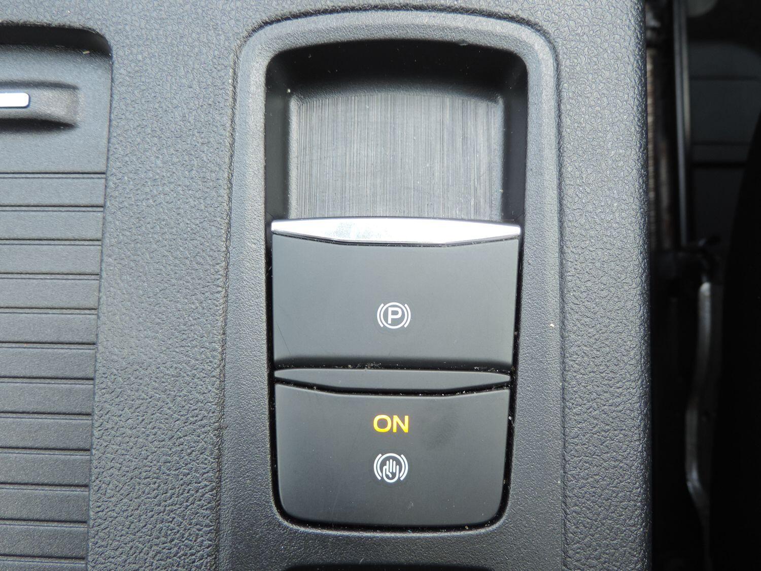 Used Ford Kuga 2023 for sale - 76992776: Photo 20