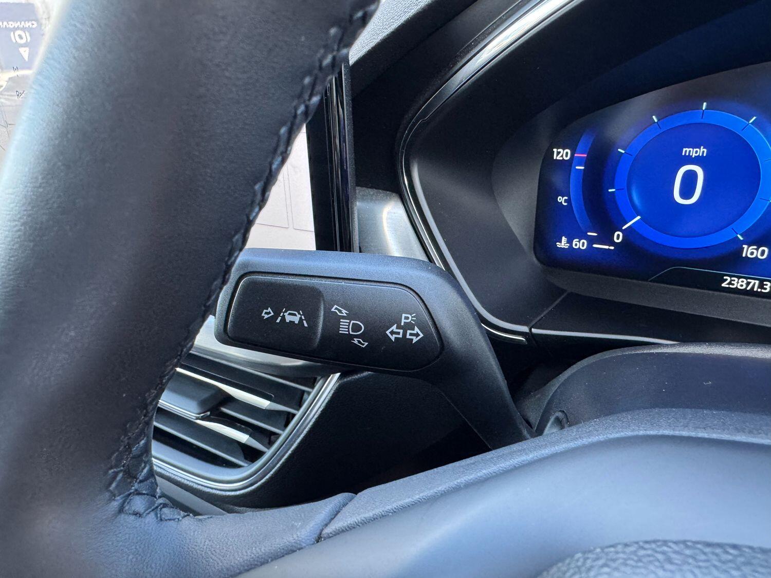 Used Ford Focus 2023 for sale - 78033784: Photo 11