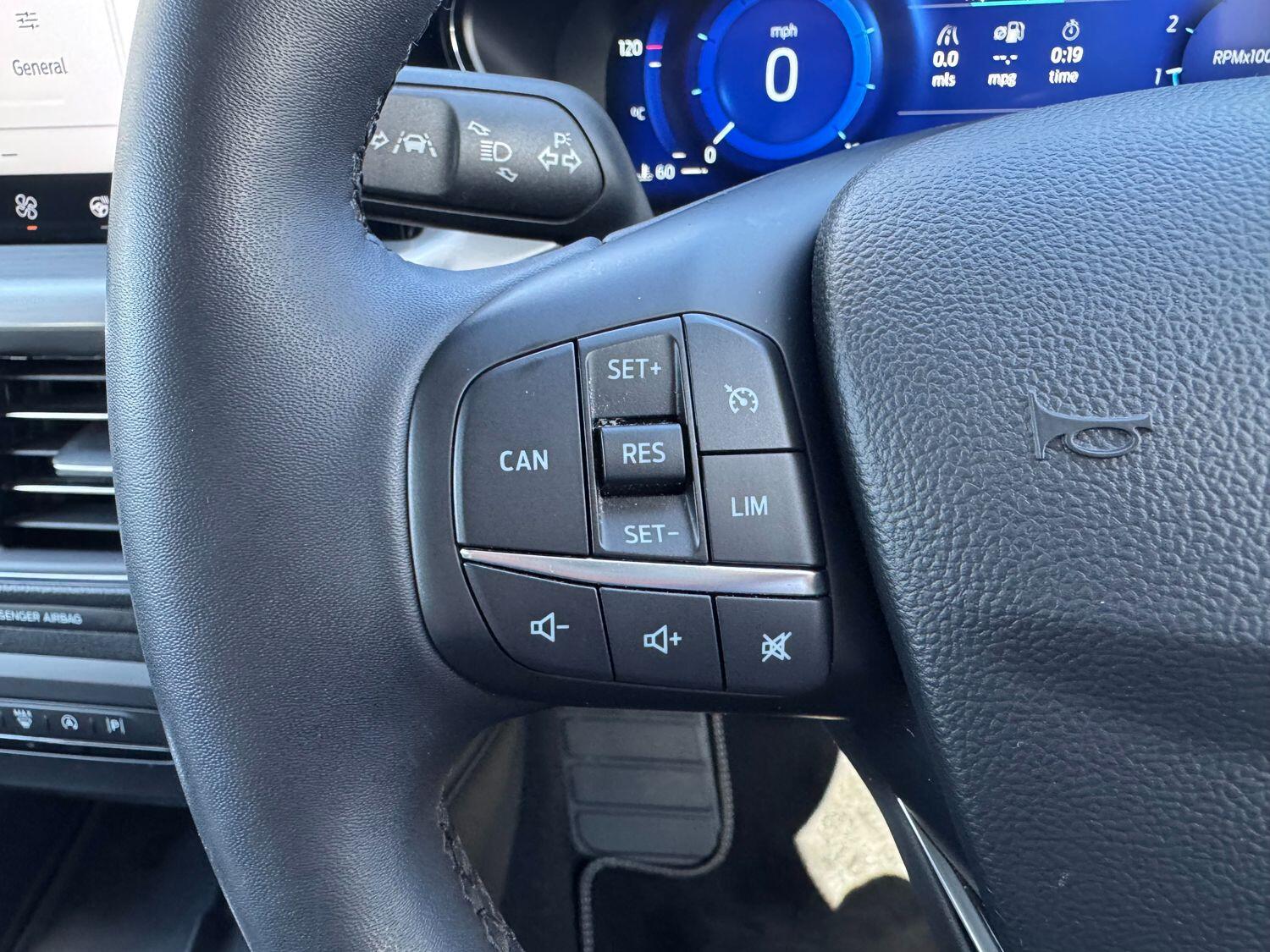 Used Ford Focus 2023 for sale - 78033784: Photo 13