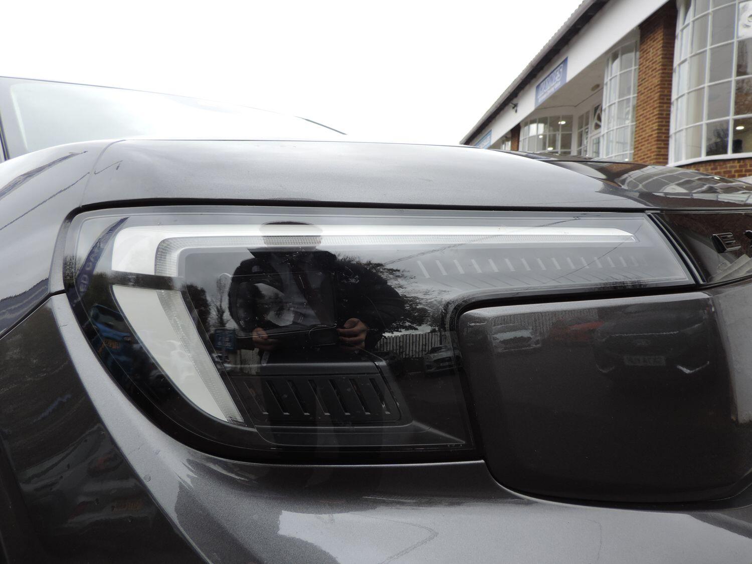 Used Ford Explorer 2024 for sale - 76572798: Photo 34