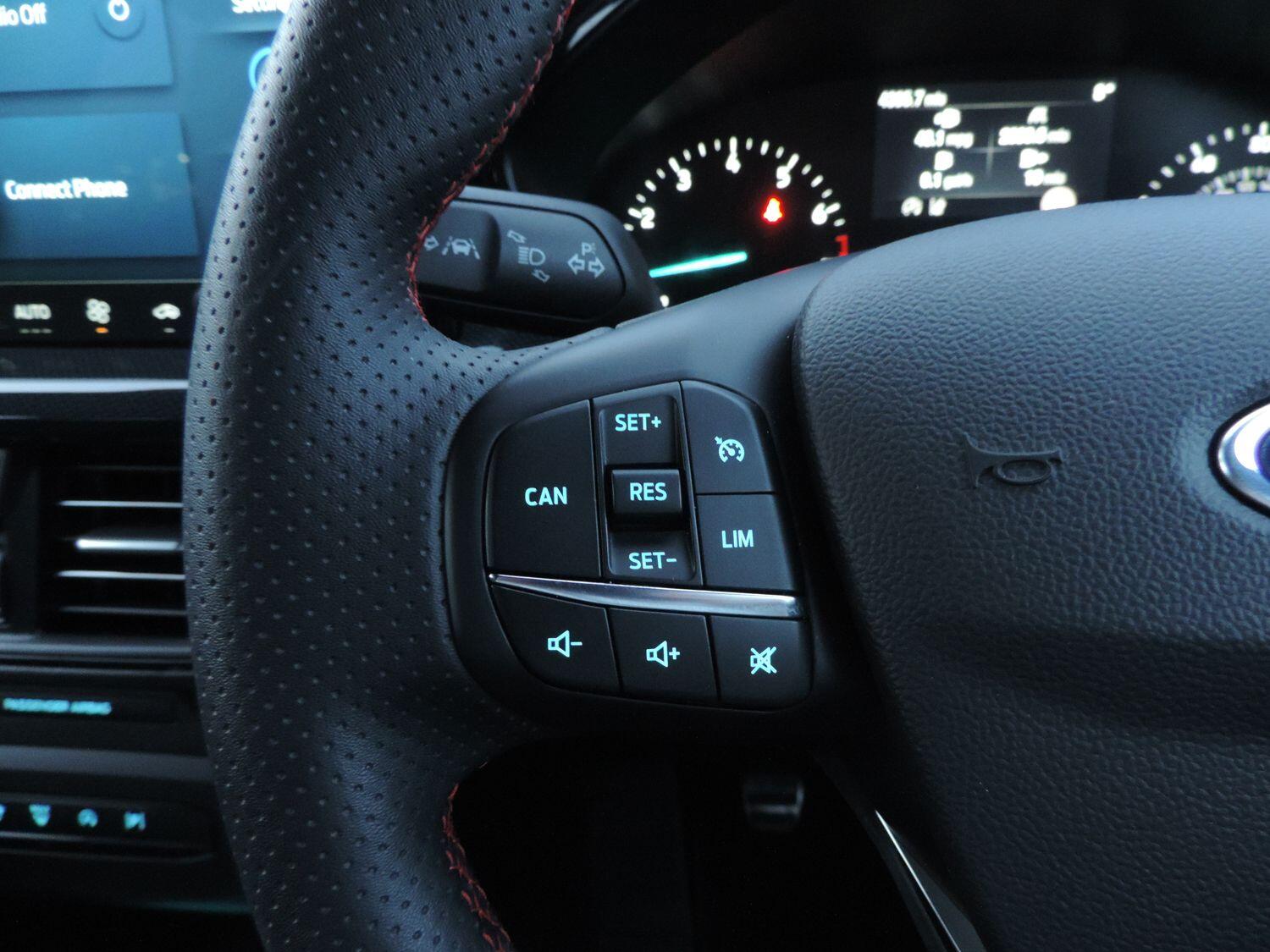 Used Ford Focus 2025 for sale - 76538655: Photo 10