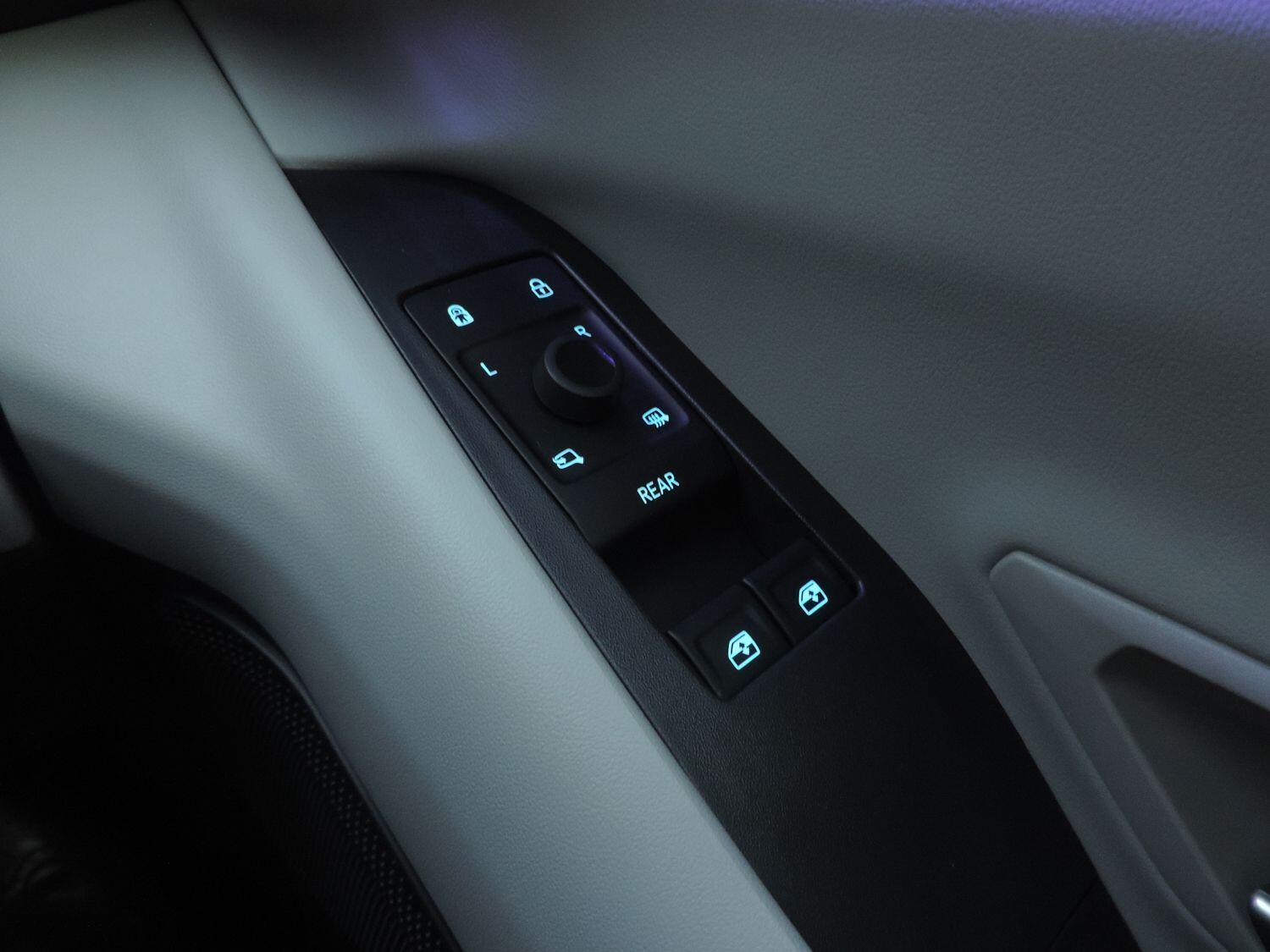 Used Ford Explorer 2025 for sale - 76832310: Photo 21