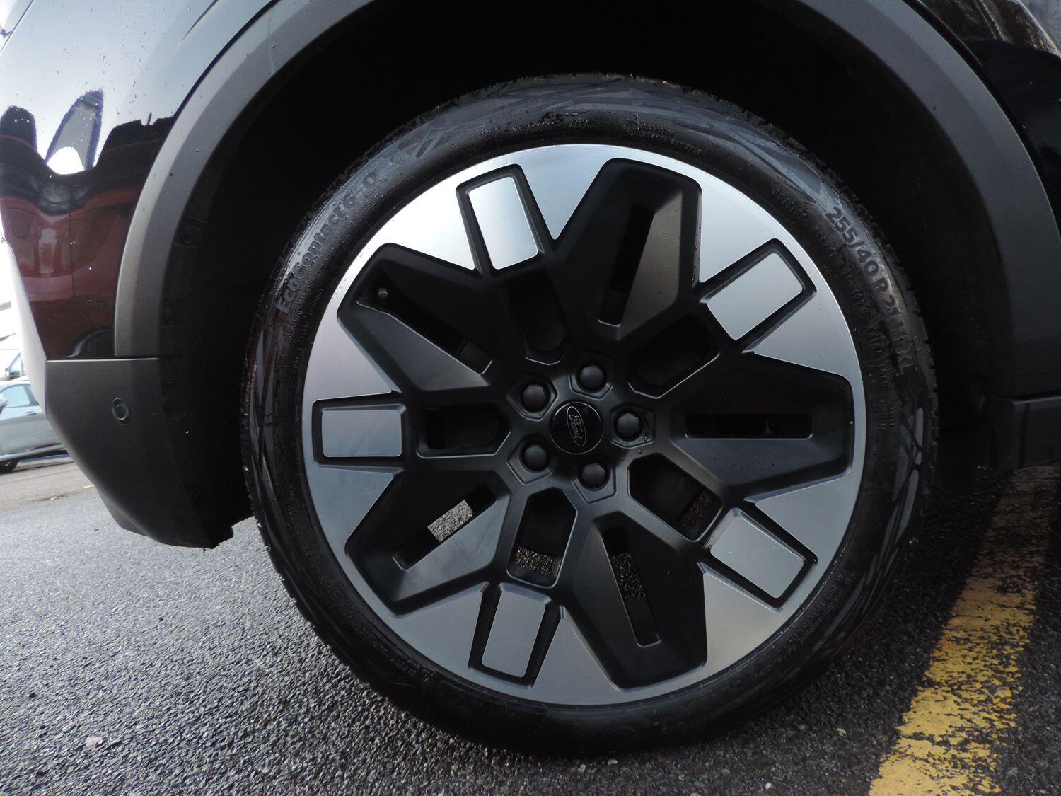 Used Ford Explorer 2025 for sale - 76832310: Photo 23