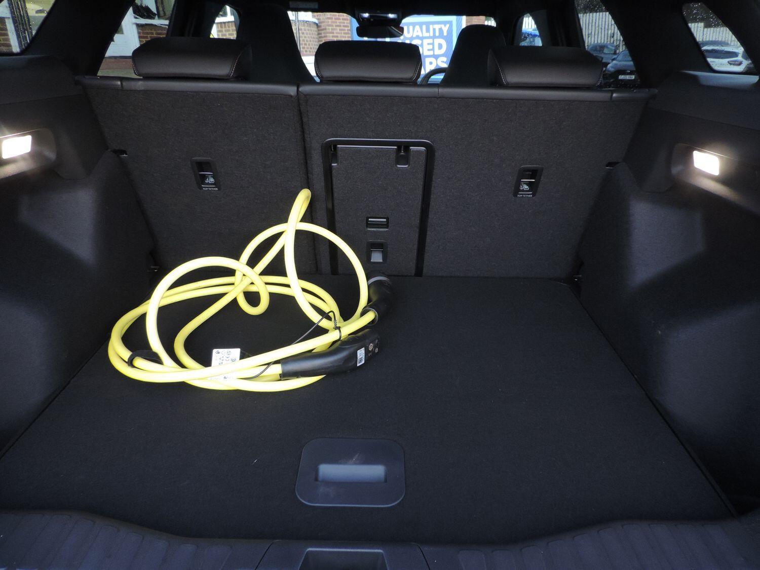 Used Ford Explorer 2025 for sale - 76832310: Photo 36