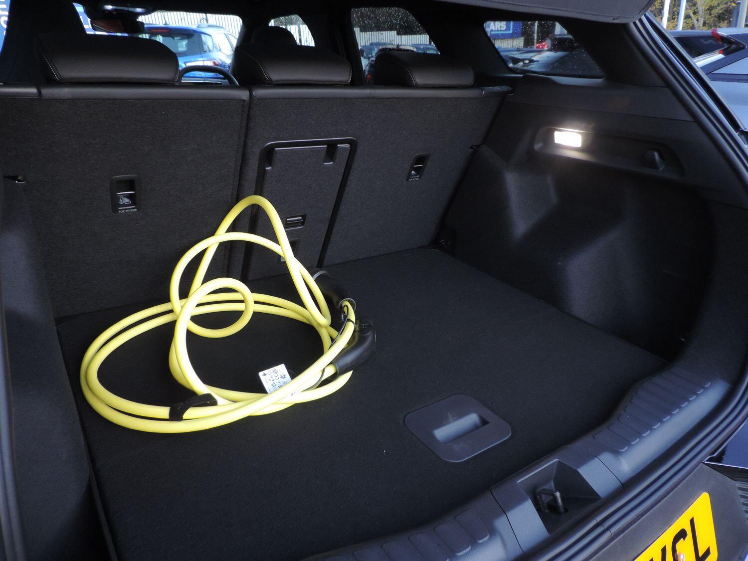 Used Ford Explorer 2025 for sale - 76832310: Photo 37