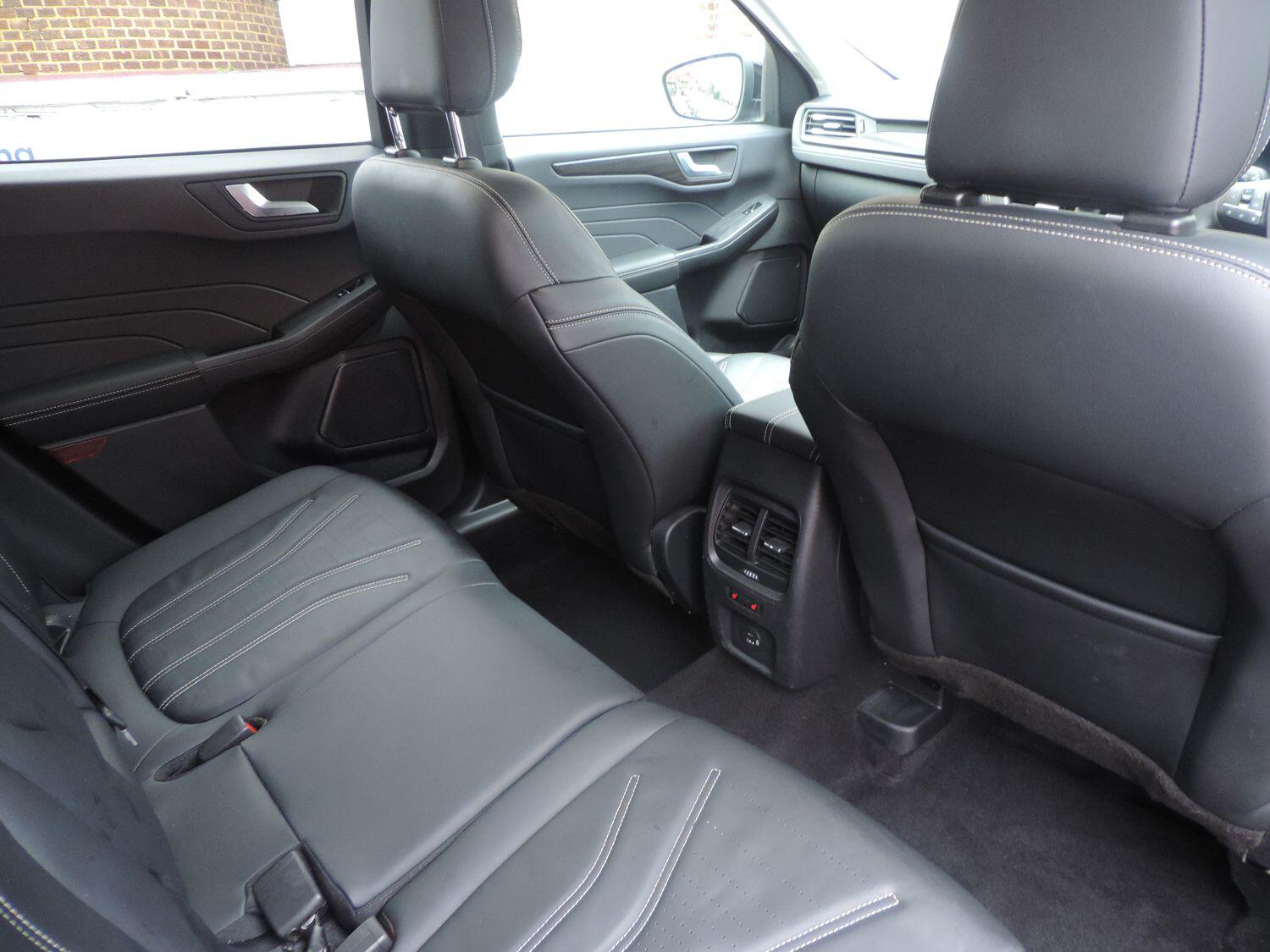 Used Ford Kuga 2022 for sale - 77230152: Photo 11