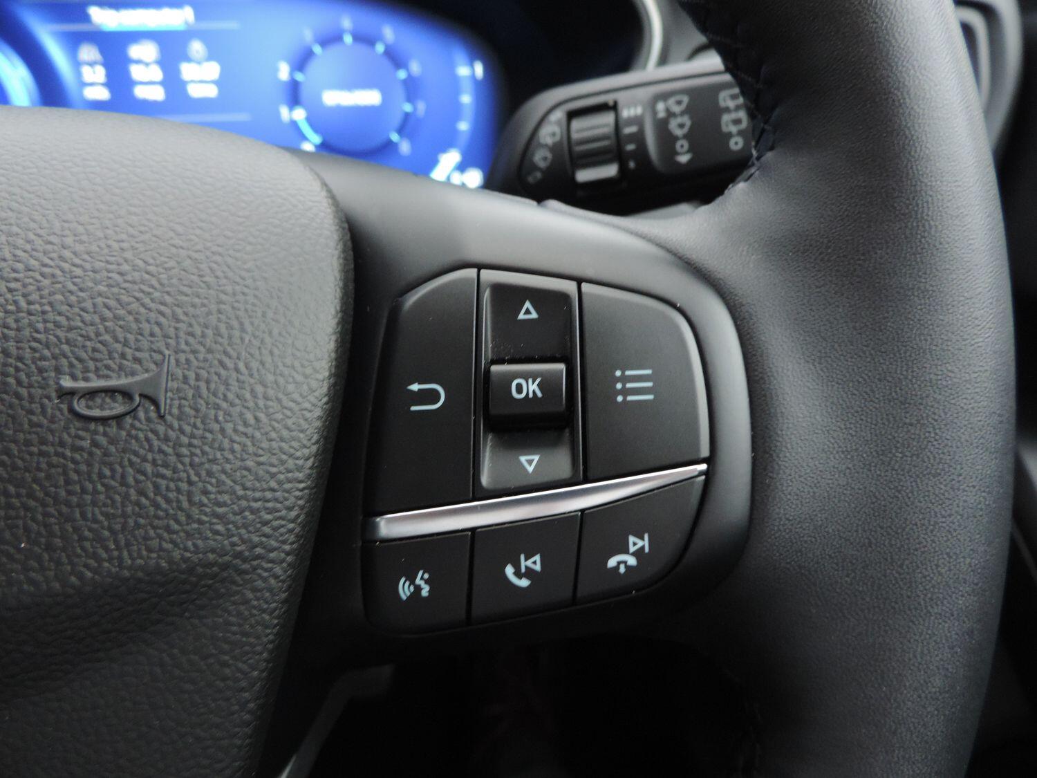 Used Ford Focus 2023 for sale - 76572799: Photo 12