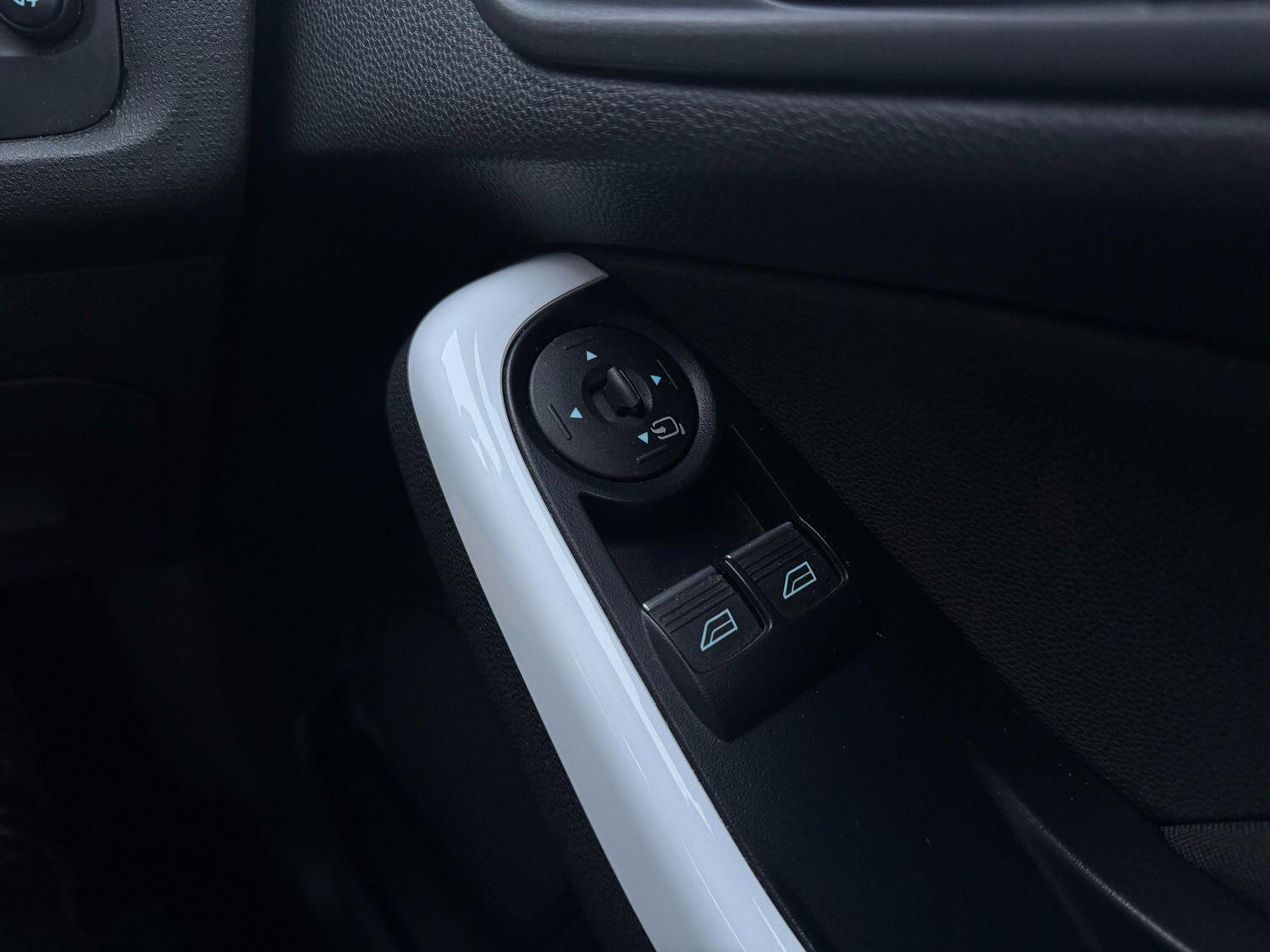 Used Ford Fiesta 2016 for sale - 77611731: Photo 11