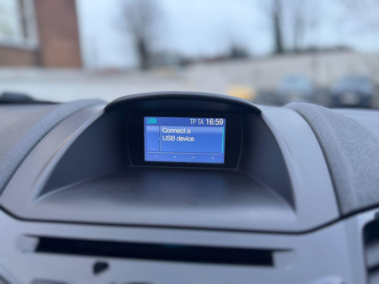 Used Ford Fiesta 2016 for sale - 77611731: Photo 16