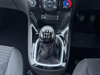 Used Ford Fiesta 2016 for sale - 77611731: Photo