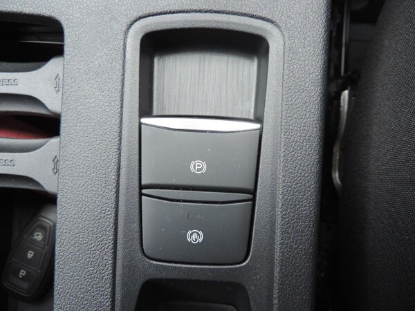 Used Ford Kuga 2025 for sale - 75678504: Photo 23