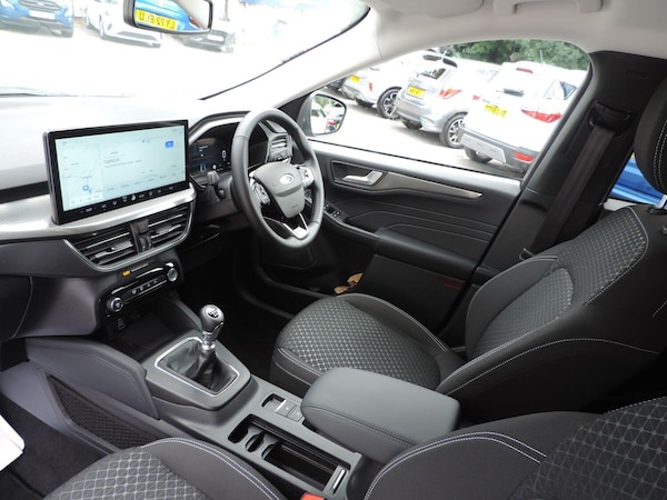 Used Ford Kuga 2025 for sale - 75678504: Photo 4