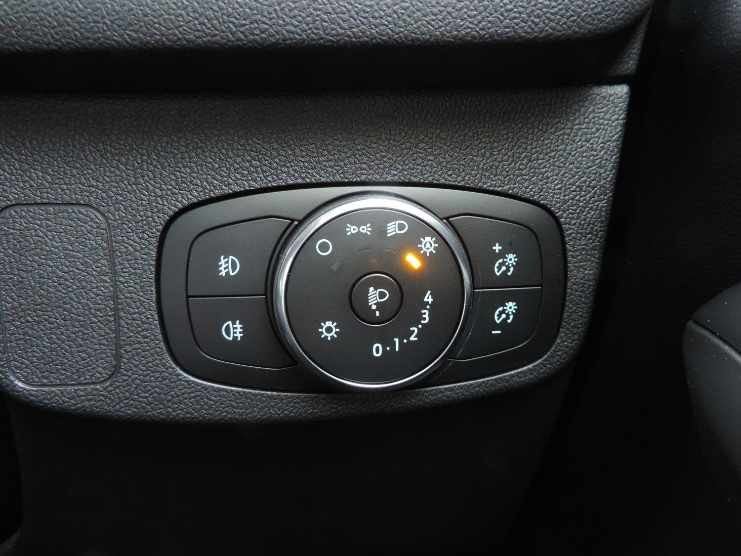 Used Ford Focus 2022 for sale - 76992119: Photo 16