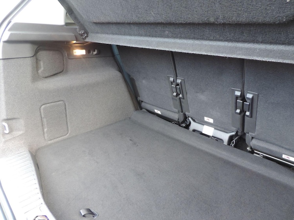 Used Ford C-Max 2016 for sale - 76227112: Photo 31