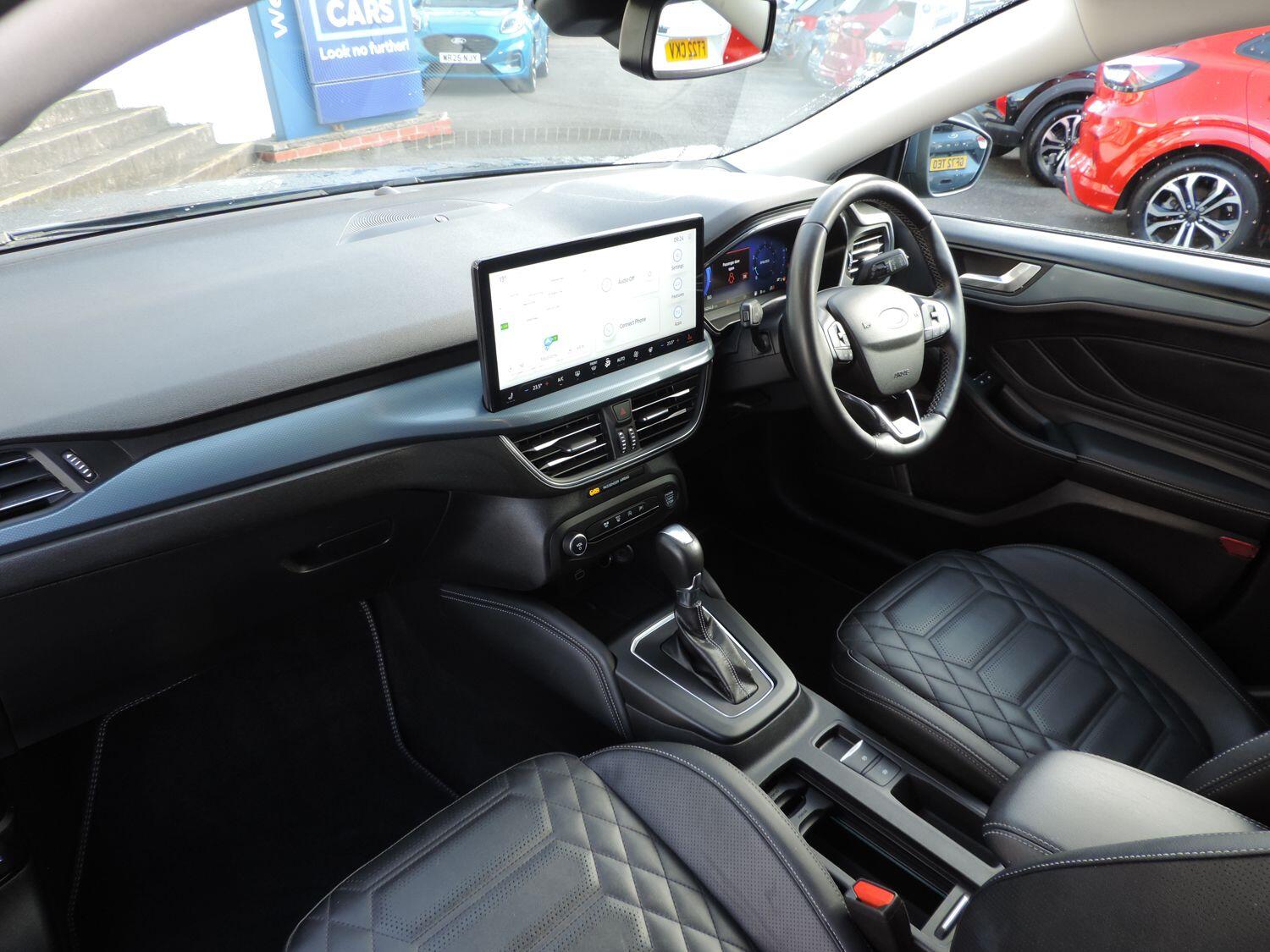 Used Ford Focus 2022 for sale - 76584387: Photo 4