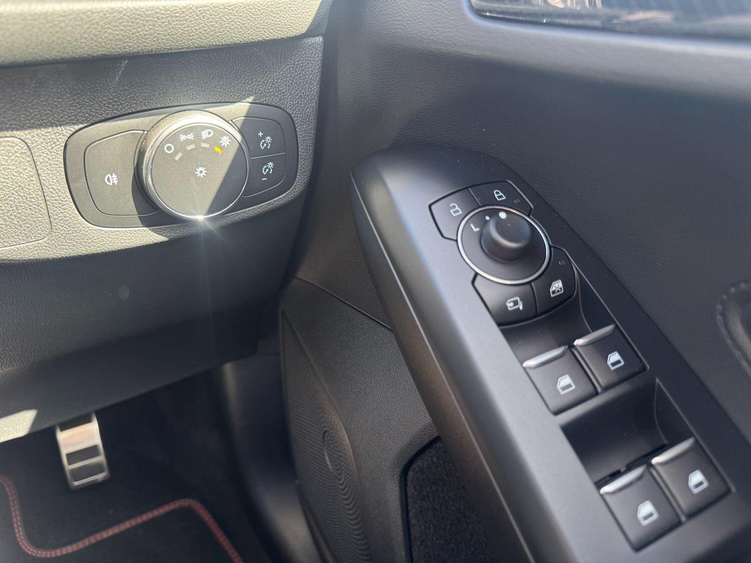 Used Ford Focus 2023 for sale - 78047877: Photo 13