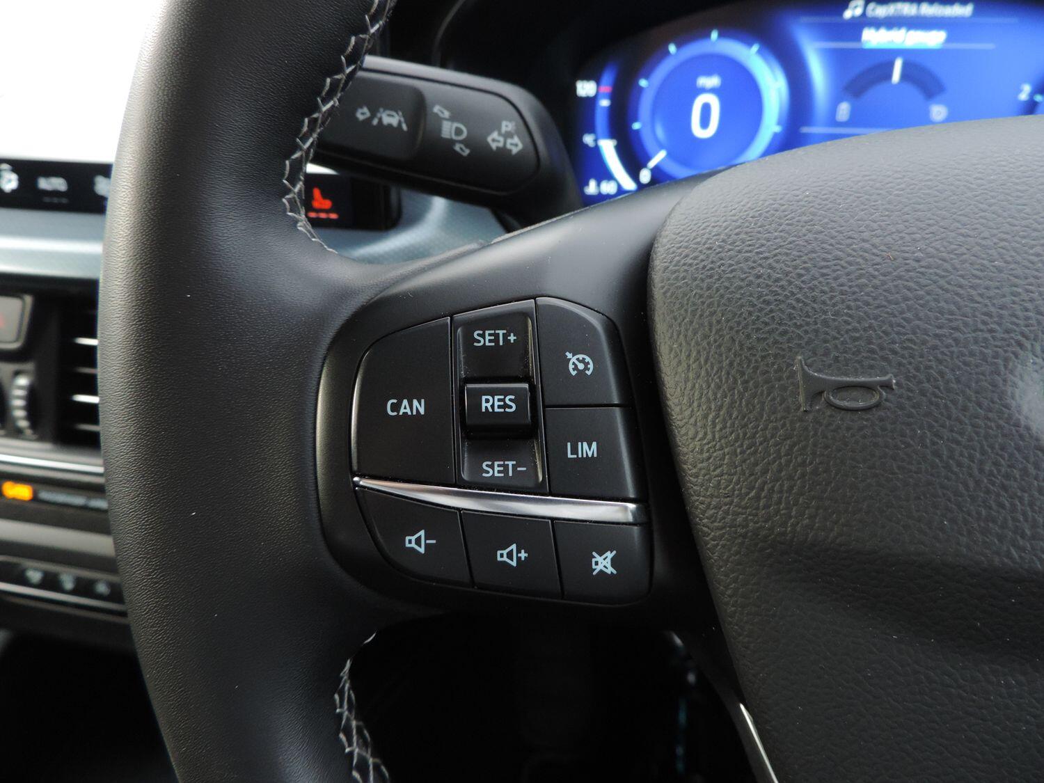 Used Ford Focus 2022 for sale - 76440861: Photo 12