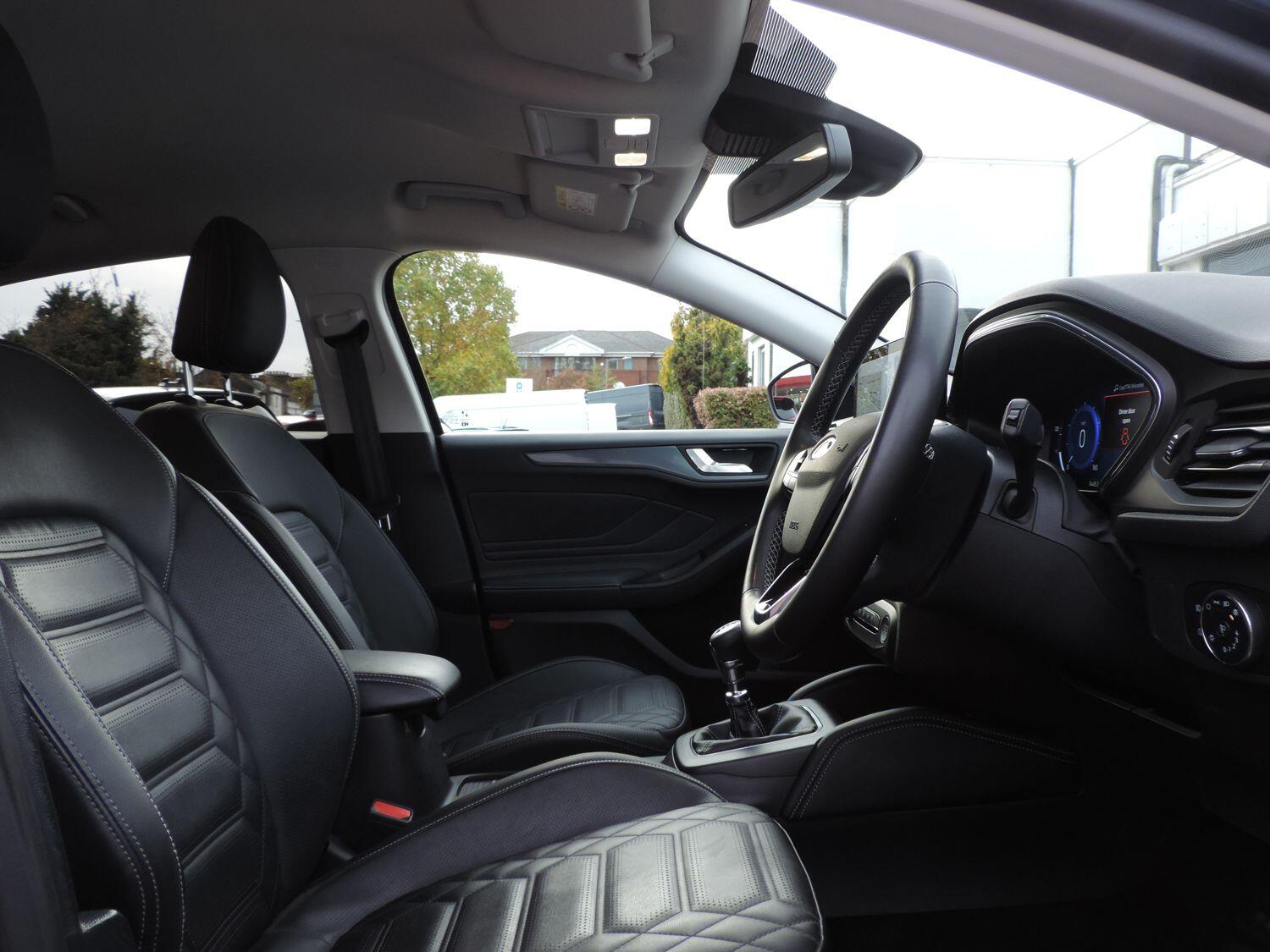 Used Ford Focus 2022 for sale - 76440861: Photo 9