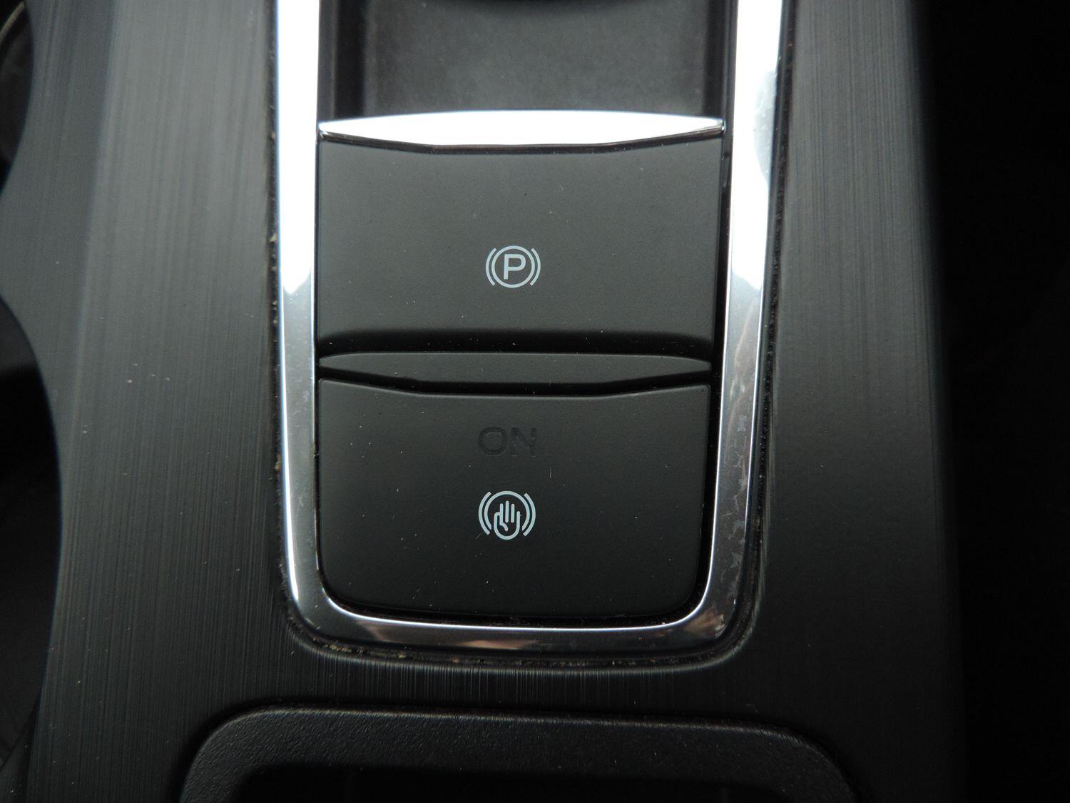 Used Ford Kuga 2024 for sale - 76771704: Photo 21