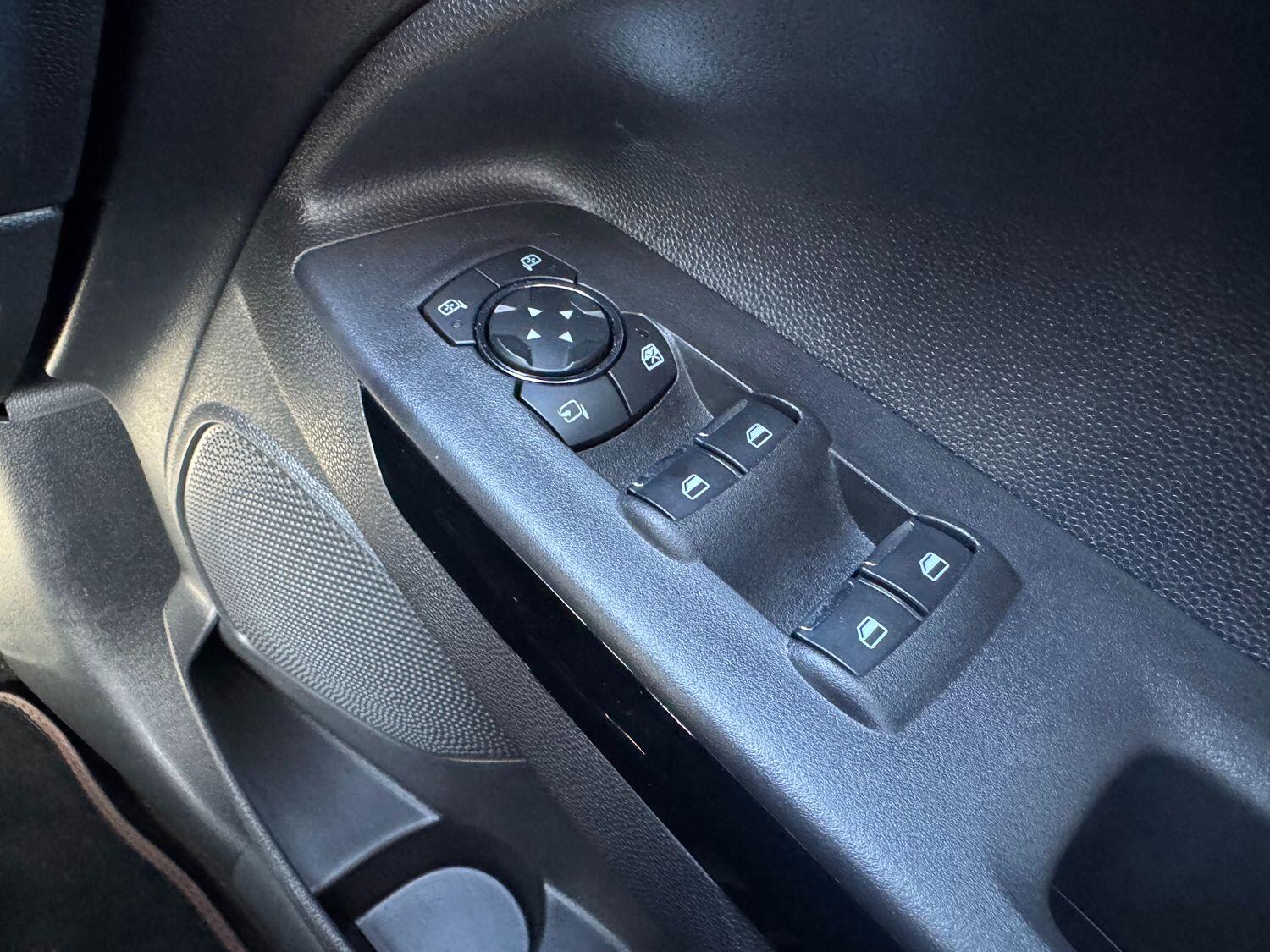 Used Ford Ecosport 2023 for sale - 77956943: Photo 15