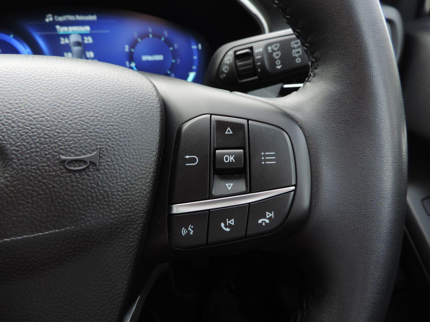 Used Ford Focus 2023 for sale - 76989897: Photo 13