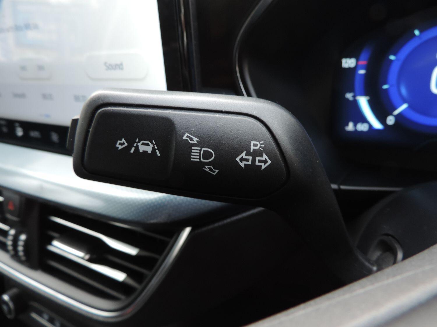 Used Ford Focus 2023 for sale - 76989897: Photo 18